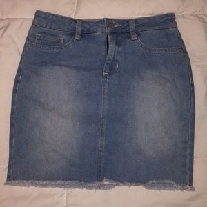 size 4 denim skirt